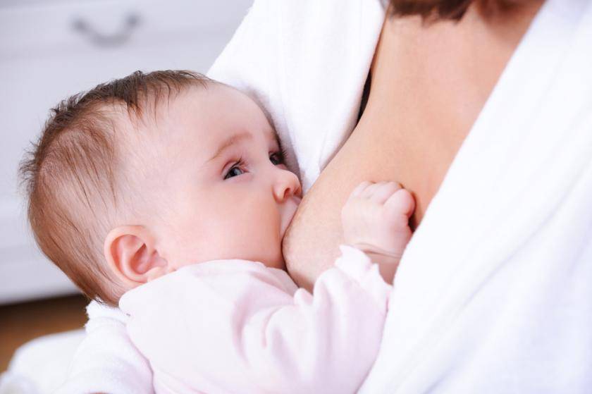 Колики у грудного ребенка: как распознать и чем помочь