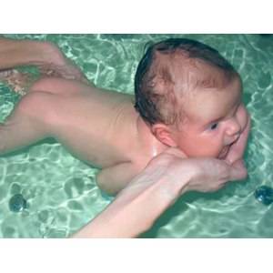 Раннее плавание. плавание для детей до года