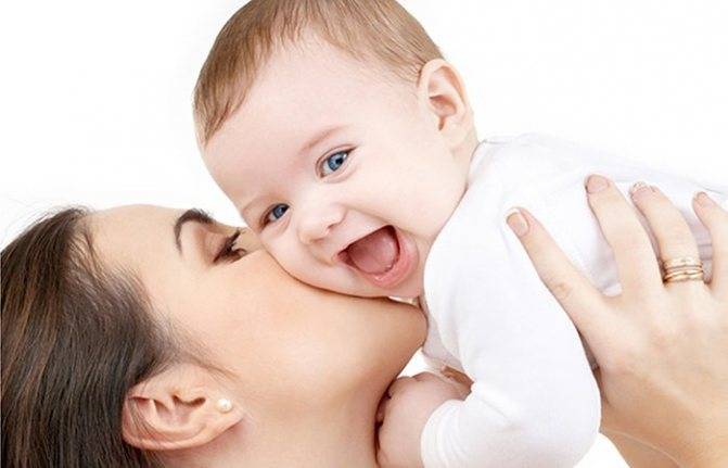 Грудничка обсыпало: что делать кормящей маме при аллергии у ребенка