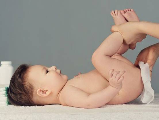 Как ухаживать за новорожденным в первые месяцы жизни?