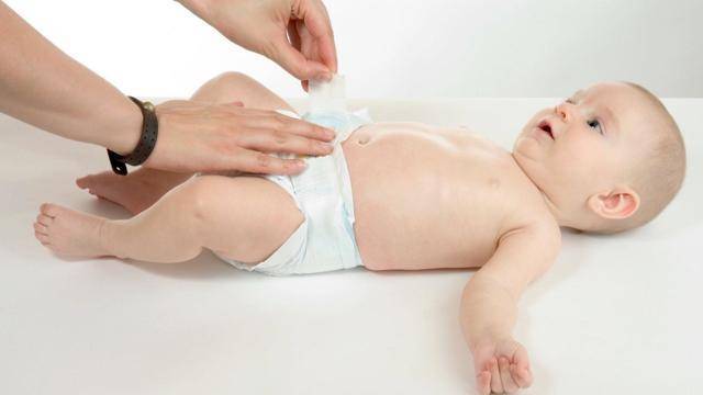 Почему сухая кожа у ребенка — причины, как увлажнить