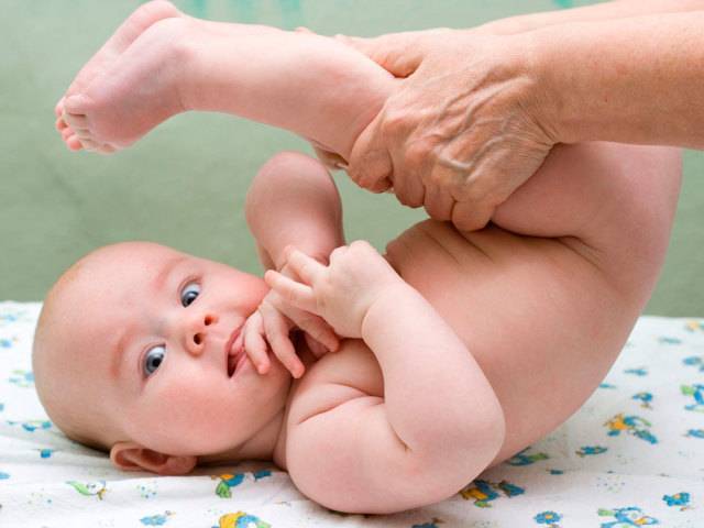 Характеристика выделений у малыша при грудном вскармливании