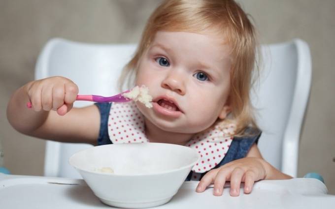 Меню ребенка от 1 года до 3 лет: запрещенные продукты. чем нельзя кормить детей