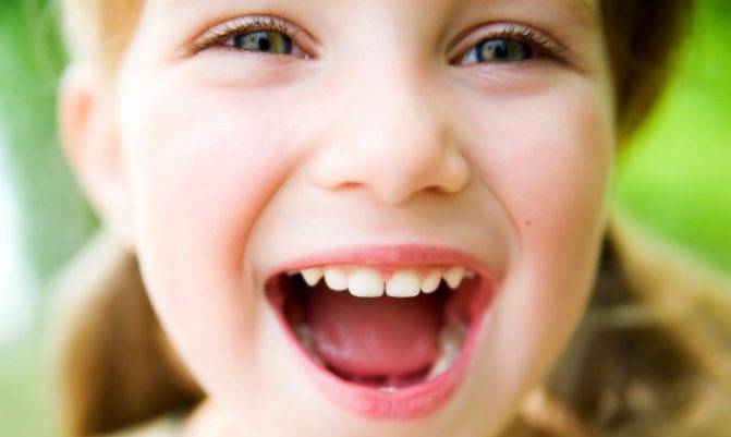 Запах ацетона изо рта у ребенка: что это значит, причины и лечение