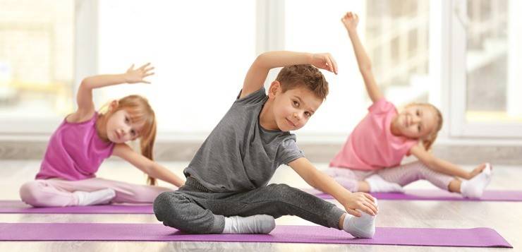 Занятия гимнастикой с ребенком до года: полезные советы - календарь развития ребенка