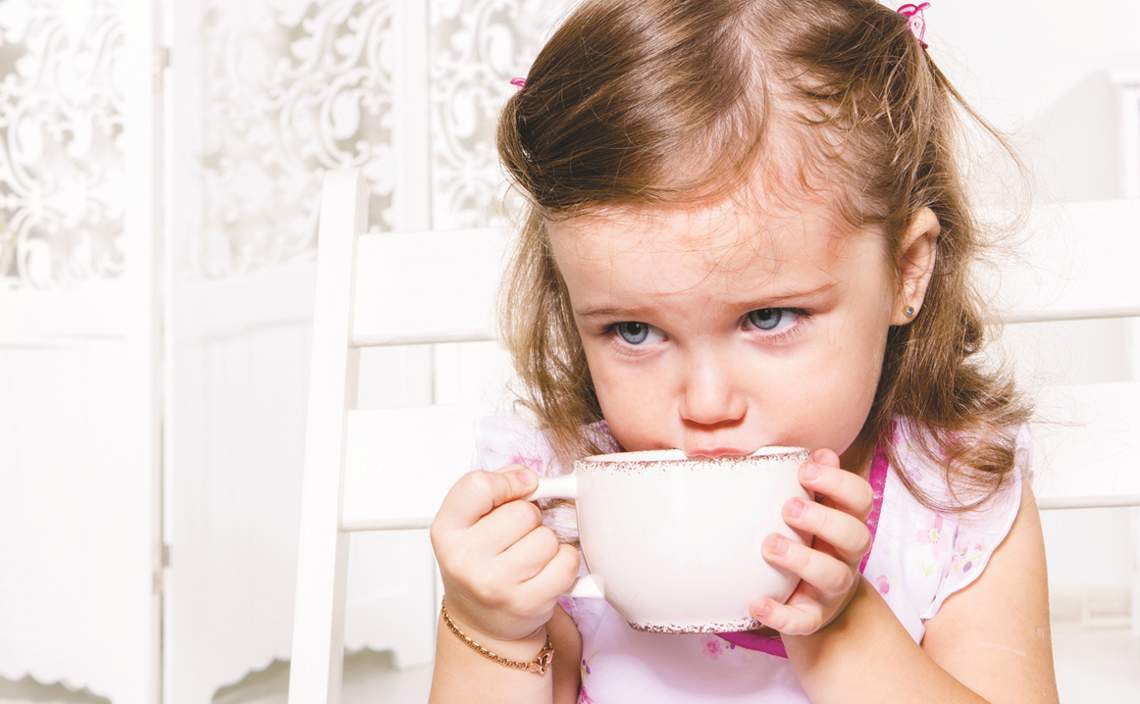 С какого возраста можно давать ребенку чай, кофе и какао?