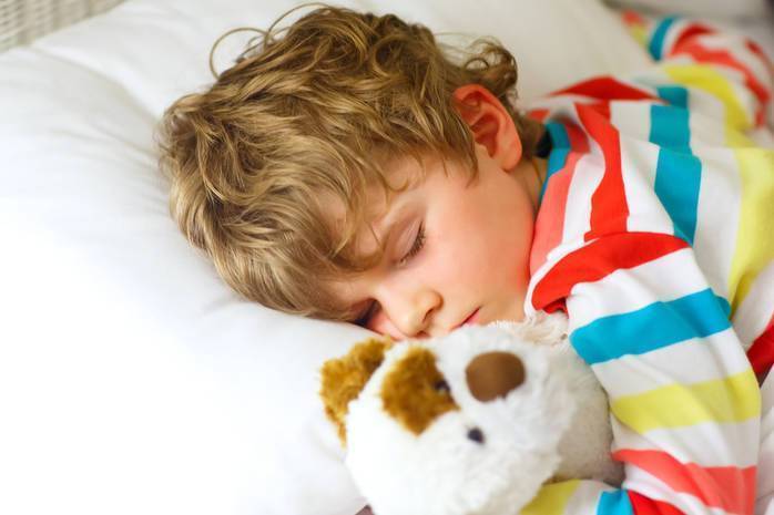 Причины кашля во сне у ребенка, как оказать первую помощь во время приступа