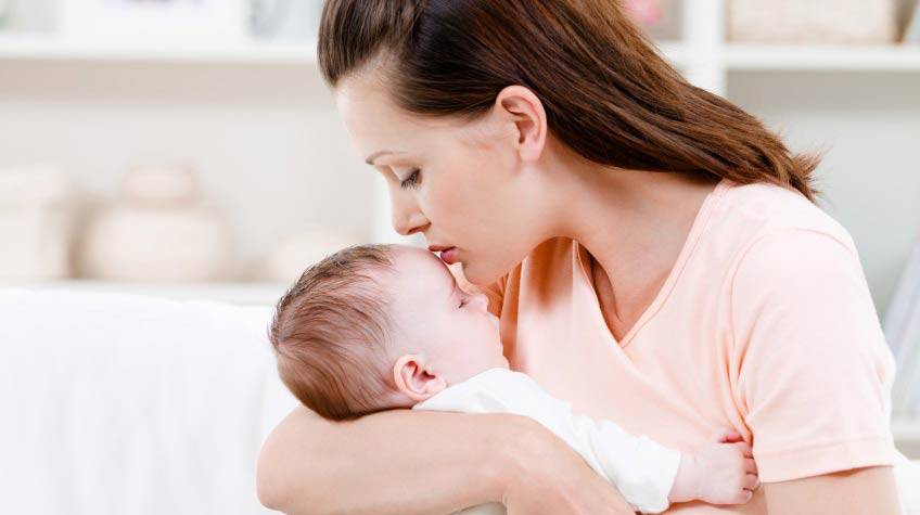 Ребенок часто срыгивает после кормления грудным молоком или смесью