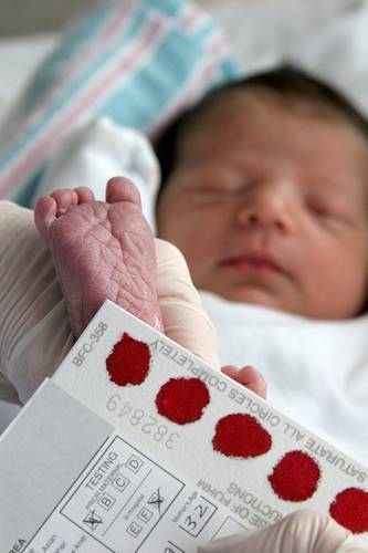 Малыш родился: оформляем документы новорожденному