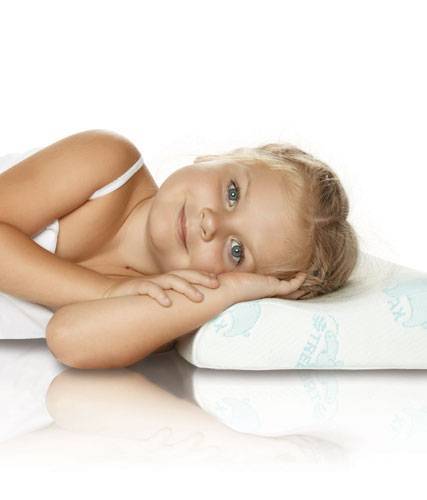 Нужна ли ребенку подушка: до года, в год и в два? какую подушку и когда купить ребенку?