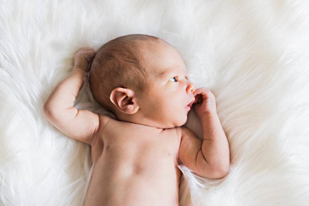 Проблемы с пупочной ранкой новорожденного: почему гноится пупок и что с эти делать?