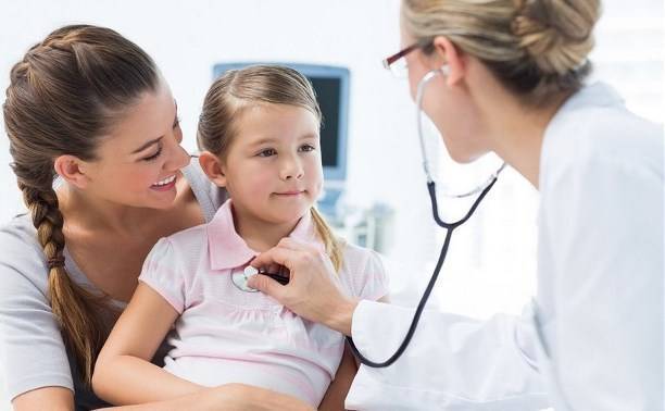 Плановый профилактический осмотр детей до года: каких врачей проходить и какие анализы необходимо сдать?