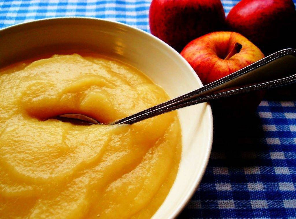 Как сделать пюре из яблок для грудничка