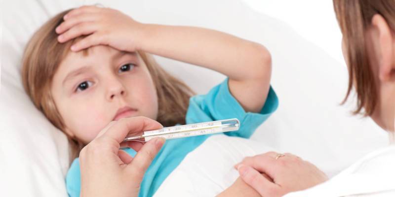 Почему не сбивается температура у ребенка до года, что делать