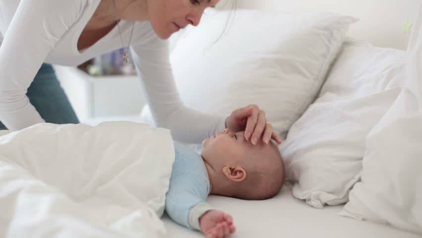 Как быстро уложить новорожденного ребенка спать? советы и методики