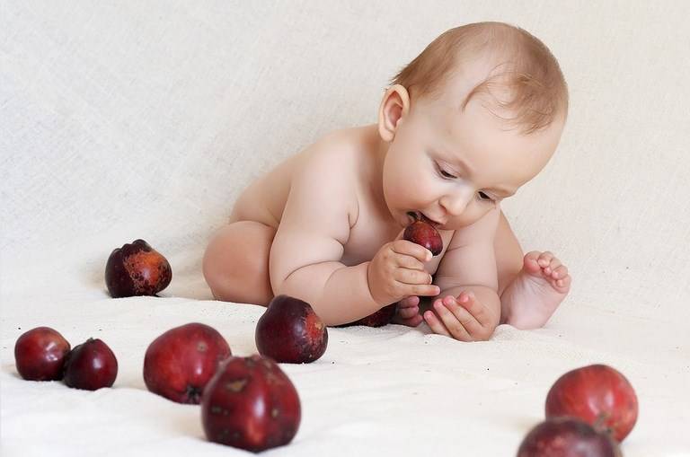 Питание ребенка в 1 год, режим и нормы питания детей