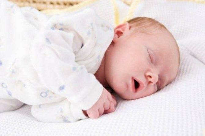 Сколько раз должен дышать ребенок в минуту во сне