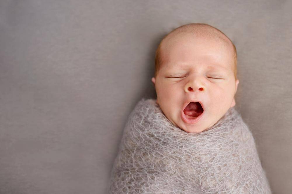 Ребенок плохо спит ночью: почему плачет и просыпается, что делать