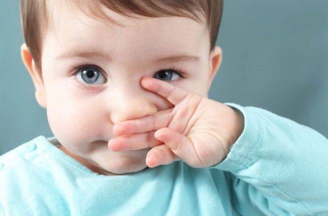 Что делать, если у ребенка не проходит насморк: причины и лечение