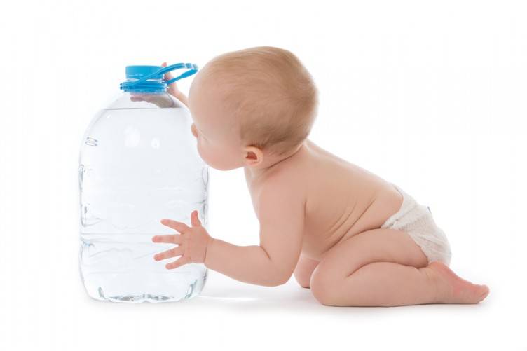 Укропная вода для новорождённых от коликов