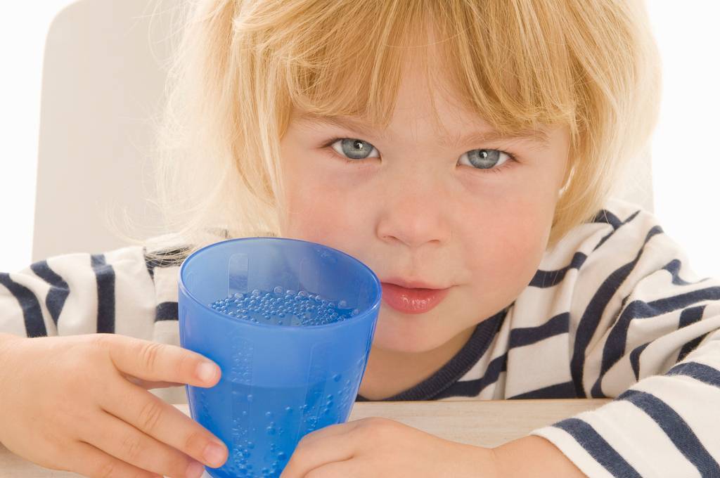 Как научить ребенка пить из трубочки? - как ребенка научить пить из трубочки - запись пользователя аня (annilu) в сообществе воспитание, психология - от года до трех в категории приятного аппетита! - babyblog.ru