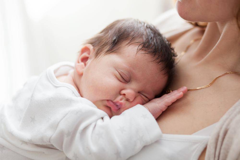 Икота у новорожденных - причины и лечение