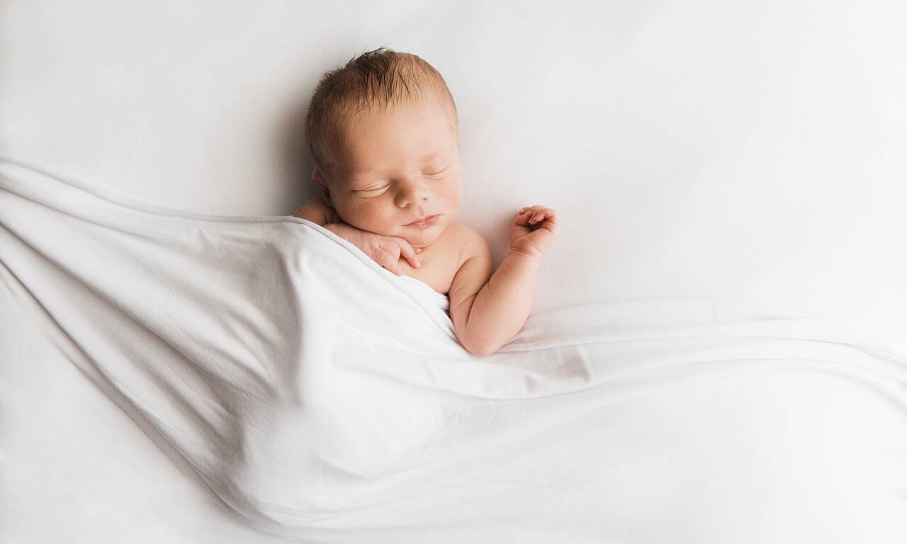 Новорожденный не может уснуть. что делать, если ребенок хочет спать, но не может уснуть и плачет? чем опасны частые плачи и расстройства сна