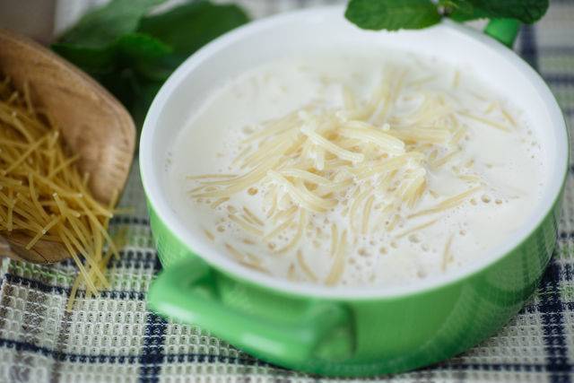 Рецепт приготовления молочного супа с картофелем и вермишелью