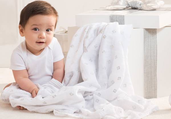 Размеры пеленок для новорожденных: от лапочки-дочки до богатыря-сыночка