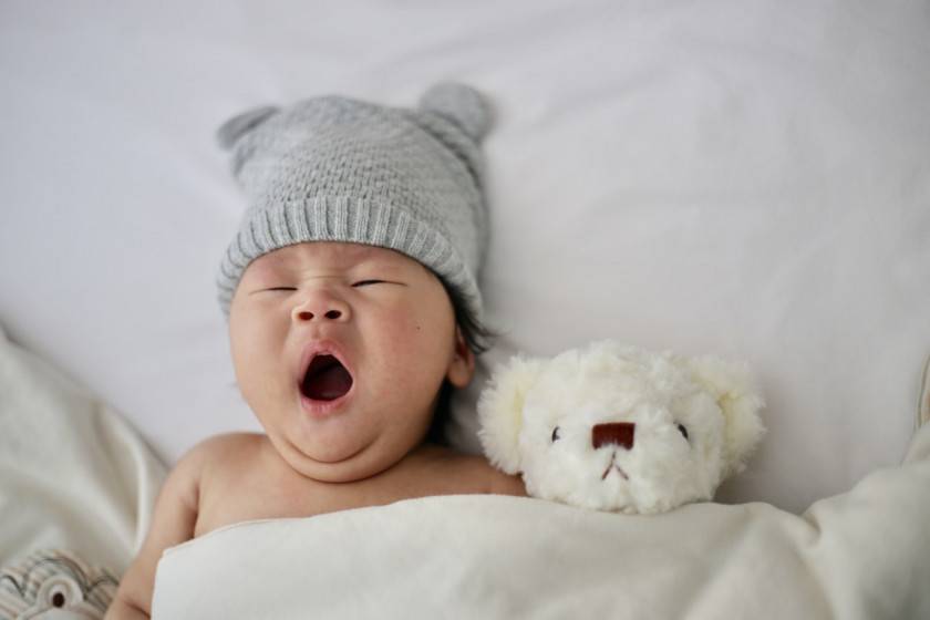 Желтуха у новорожденных: почему возникает и чем грозит ребенку