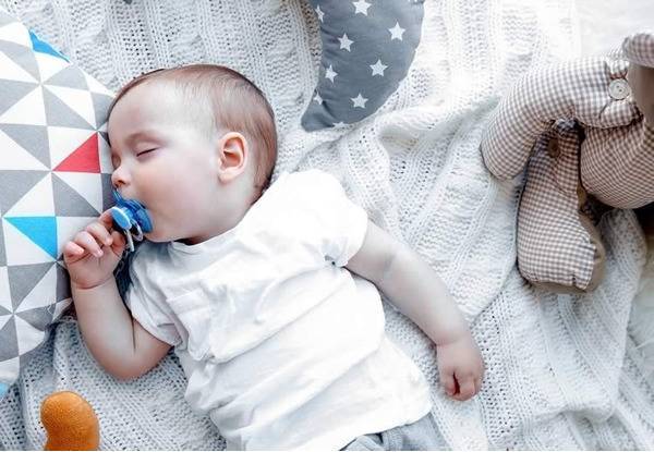 Как отучить ребенка спать на груди. делюсь опытом. - запись пользователя аделька (id2171611) в сообществе развитие от рождения до года в категории сон - babyblog.ru
