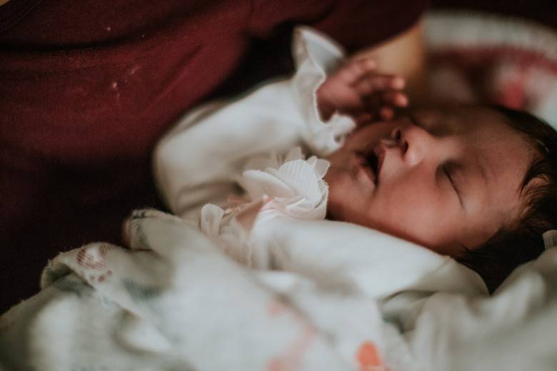 Всхлипывания во время сна у детей: возможные причины