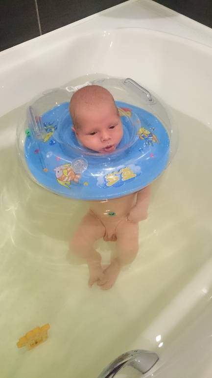 Рекомендации по выбору ванночки для купания новорожденного малыша