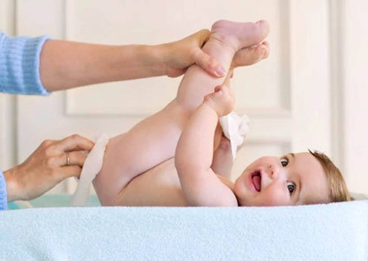 Интимная гигиена малыша: как правильно подмывать девочку