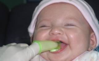 Почему у ребенка не лезут зубы в 10 месяцев
