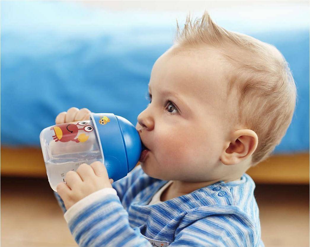 Как приучить ребенка пить из поильника? - запись пользователя darya a (букеты из конфет) (mama_alisi) в сообществе питание новорожденного в категории всё о питье: соки, чаи, кефир, компотики, водичка - babyblog.ru