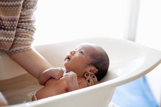 Череда для купания новорожденных — для чего назначают