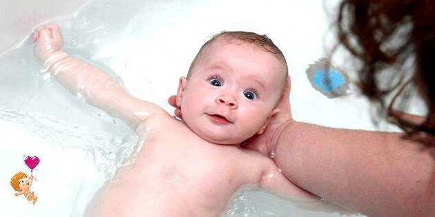 Оптимальная температура воды и другие полезные рекомендации для купания новорожденного