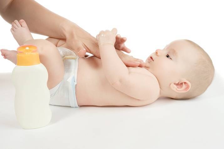 Применение вазелинового масла для новорожденных
