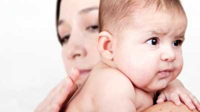 Причины срыгивания у новорожденных после кормления