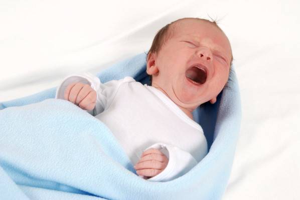 Почему у ребенка во время сна потеет голова