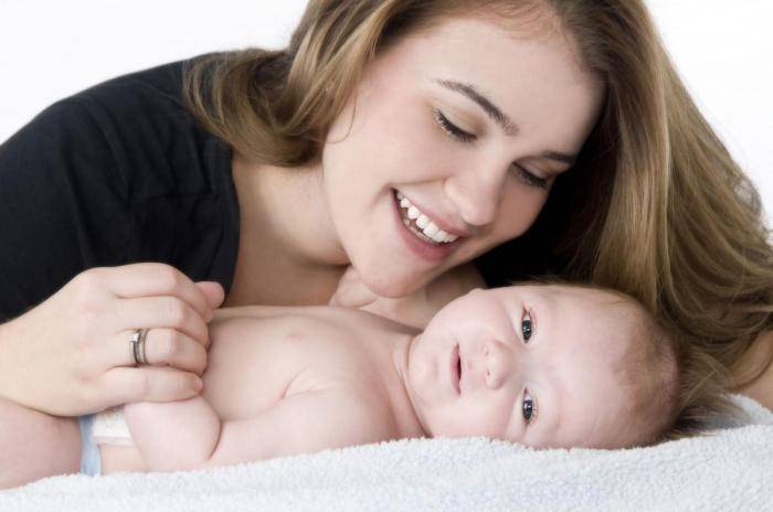 Нормы питания грудничка от рождения до года при грудном и искусственном вскармливании