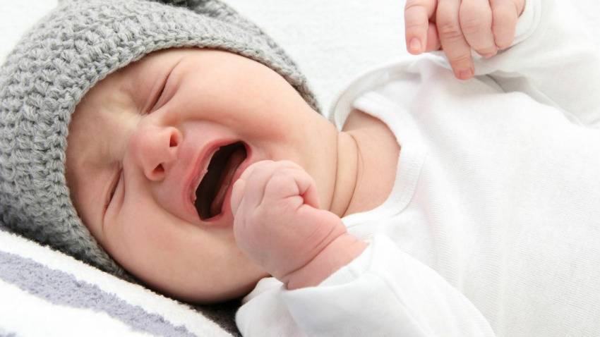 Как сделать клизму новорожденному при запорах?