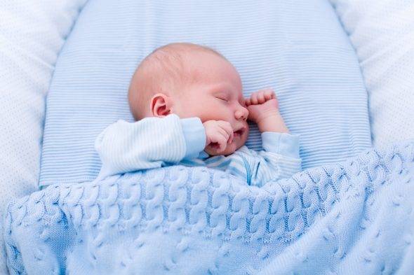 Как выбрать комплект белья в круглую кроватку для новорожденного? топ 5 лучших производителей