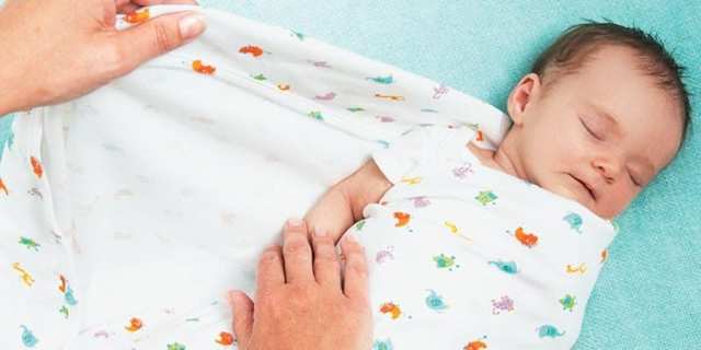 Как приучить малыша спать без пеленания?