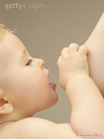 До скольки лет можно кормить ребёнка грудью: лучший возраст для прекращения кормления