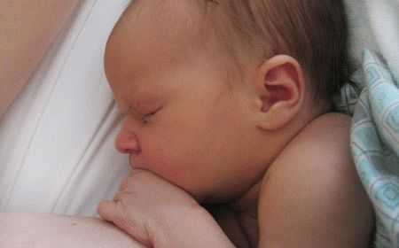 Ребенку 2 дня и он ничего не ест!!! - новорожденный не ест - запись пользователя мама матвеюшки (mama-moti) в сообществе здоровье новорожденных в категории разное - babyblog.ru