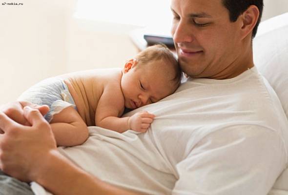 Новорожденный ребенок спит по 1 часу. какая норма сна в сутки у младенцев?