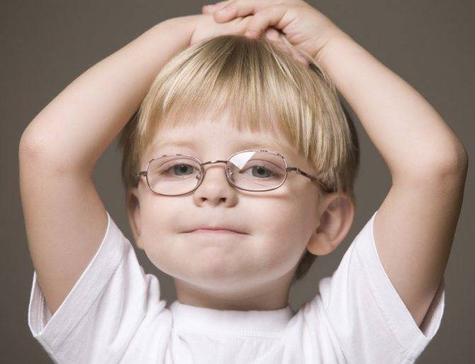 Астигматизм глаз у детей: что это такое и как лечится?