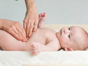 Подробное объяснение проблемы запора у новорожденных, грудничков и детей первого года жизни: причины возникновения, эффективное и безопасное лечение